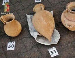 Enna, polizia sequestra reperti archeologici a un pregiudicato