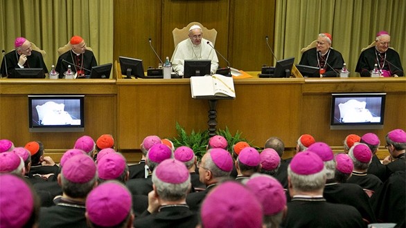 Assemblea Conferenza espiscopale italiana, il Papa apre il "parlamentino" dei vescovi
