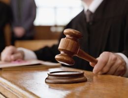 Martello-giudice tribunale