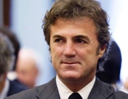 Cattaneo entra nel club dei più ricchi d'Italia, all’ad Telecom bonus di 55 milioni