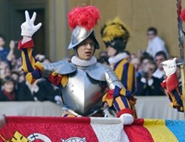 In Vaticano giurano 23 reclute delle Guardie svizzere