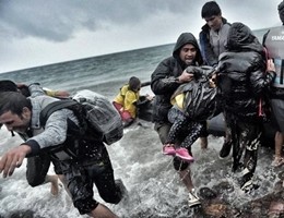 Frontex: "Più sbarchi in Italia che in Grecia". Nelle ultime ore arrivate 800 persone in Sicilia e Calabria