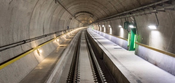 Pronto San Gottardo, il tunnel ferroviario più lungo del mondo. Milano-Zurigo in 3 ore e mezza