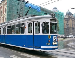 Il Papa a Cracovia viaggerà in tram. Il Comune: spesi 12 mln euro