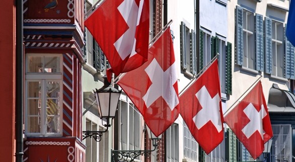 Svizzera, referendum su reddito di cittadinanza: vita dignitosa anche ai disoccupati