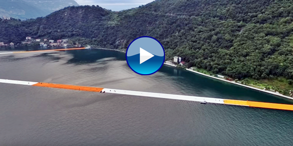 The Floating Pears passerella