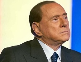 Berlusconi al San Raffaele, notte tranquilla per l'ex premier. In ospedale almeno fino a domani