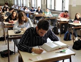 Esame Maturità al via: dal tema ai voti, si torna alla normalità