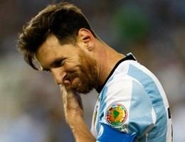 Messi lascia la nazionale argentina: "Per me è finita"