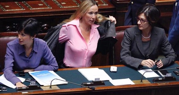 Meloni, Carfagna e Gelmini: la carica delle donne per il dopo Berlusconi
