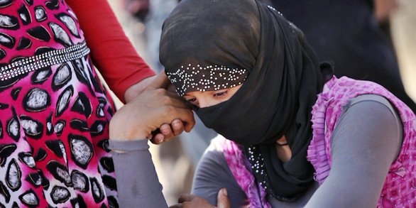 L'Isis ha bruciato vive 19 ragazze yazide: "Hanno rifiutato la jihad del sesso"
