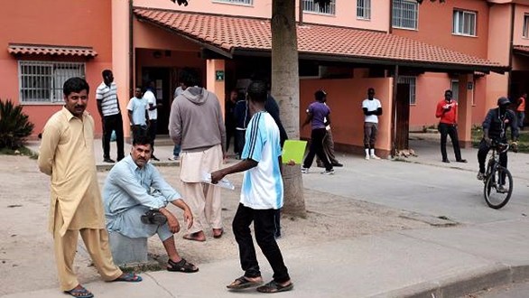 Cara-di-Mineo migranti