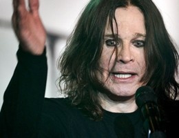 Ozzy Osbourne in terapia per curare la sua dipendenza dal sesso