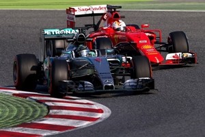 F1 Gp Malesia: Mercedes dominano libere, Ferrari tengono passo