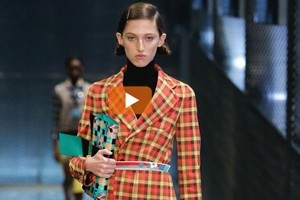 Milano Moda, per Prada la nuova eleganza è nella semplicità