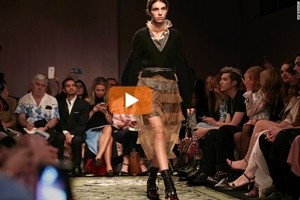 burberry-catwalk-horizontal-1-super-169