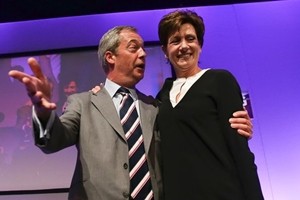 L'eurodeputata Diane James succede a Farage alla guida dello Ukip