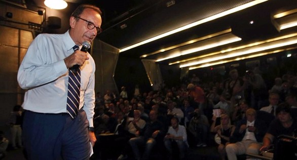 Parisi incontra Berlusconi, via libera al nuovo progetto. L'ira dei colonnelli, non diventeremo 'bad company'