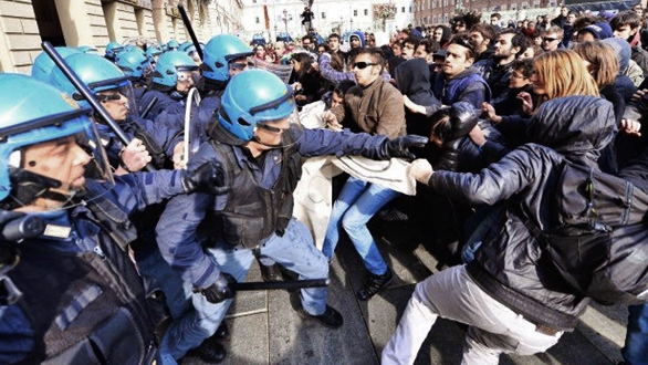 protesta-polizia