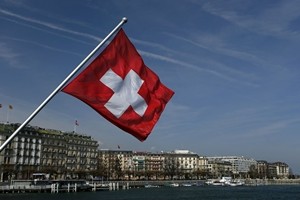 Gli svizzeri dicono "sì" alla legge che mette sotto sorveglianza Internet