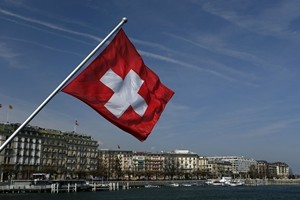 swiss-flag-surveillance-exports_0