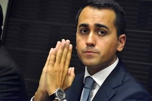 L’appello del M5s a Renzi: o pensioni o tolga fiducia a governo e si torni a voto