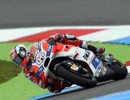 MotoGp Malesia: Dovizioso in pole position, Rossi secondo