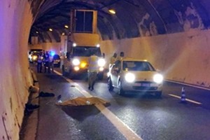 Giovane migrante uccisa da Tir a Ventimiglia, andava in Francia a piedi dall’autostrada