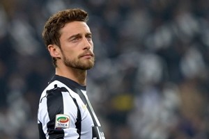 Calcio, Juve a Udine senza Bonucci e Dani Alves. Torna Marchisio