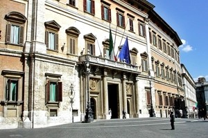 I liberali giurano fedeltà alla Costituzione a Montecitorio