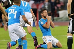 Calcio Champions League: Napoli-Besiktas 2-3, partenopei in difficolta'
