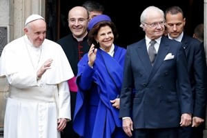 Svezia, il Papa accolto da premier e due ministri