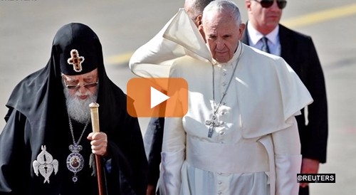 Vescovi ortodossi cambiano idea, forfait a messa Papa in Georgia. Francesco ai cattolici: no a microclima ecclesiale chiuso