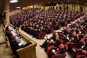 Giovani e vocazioni, Papa convoca sinodo in Vaticano a ottobre del 2018