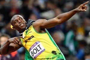 Usain Bolt pensa ad un futuro nel calcio: "Provino allo United"