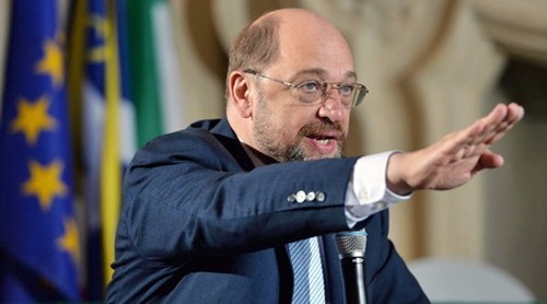 Schulz lascia la presidenza Europarlamento e si butta in politica. Sfiderà la cancelliera Merkel