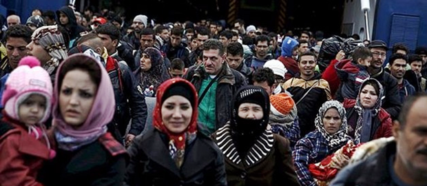 Erdogan minaccia di aprire le frontiere ai migranti. Il 64% dei turchi non vuole l'Europa