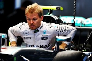Gp Abu Dhabi F1, Rosberg: "Contento ripetuto successo di papà". Hamilton: "Fatto quel che potevo"