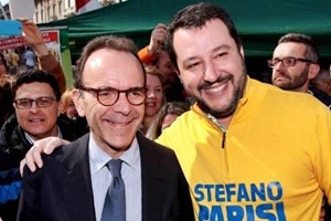 Corsa alla leadership del centrodetsra, sul web Salvini batte Parisi