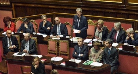 Dl banche, governo ottiene fiducia al Senato con 157 sì. Dai profili rischio a rimborsi