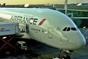 Nuova frontiera di spionaggio, passeggeri Air France spiati da americani e britannici