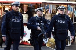 Il pachistano arrestato non è l'autore della strage a Berlino