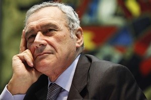 Il politologo: "Per il dopo Renzi, Grasso è l'ipotesi più probabile"