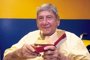 A 98 anni è morto Jim Delligatti, l'inventore del celebberrimo Big Mac
