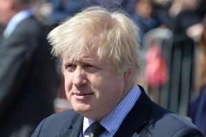 La Brexit double face, Johnson: "Fuori dall'Europa ma lavorare con i Paesi"