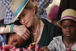madonna_in_malawi_01-540x220