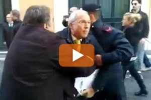 Forconi 'arrestano' ex deputato Napoli: "Bersaglio la politica, non io". Solidarietà trasversale