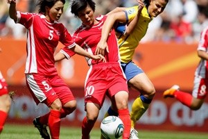 Il calcio femminile alla nordcoreana? Mix di aerobica e pallone