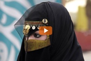 Il Marocco vieta la vendita del burqa, le donne sono divise