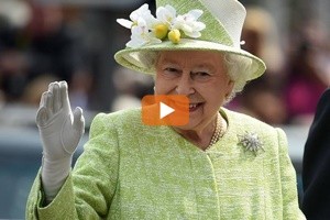 La regina Elisabetta II riprende gli impegni, ma solo in privato